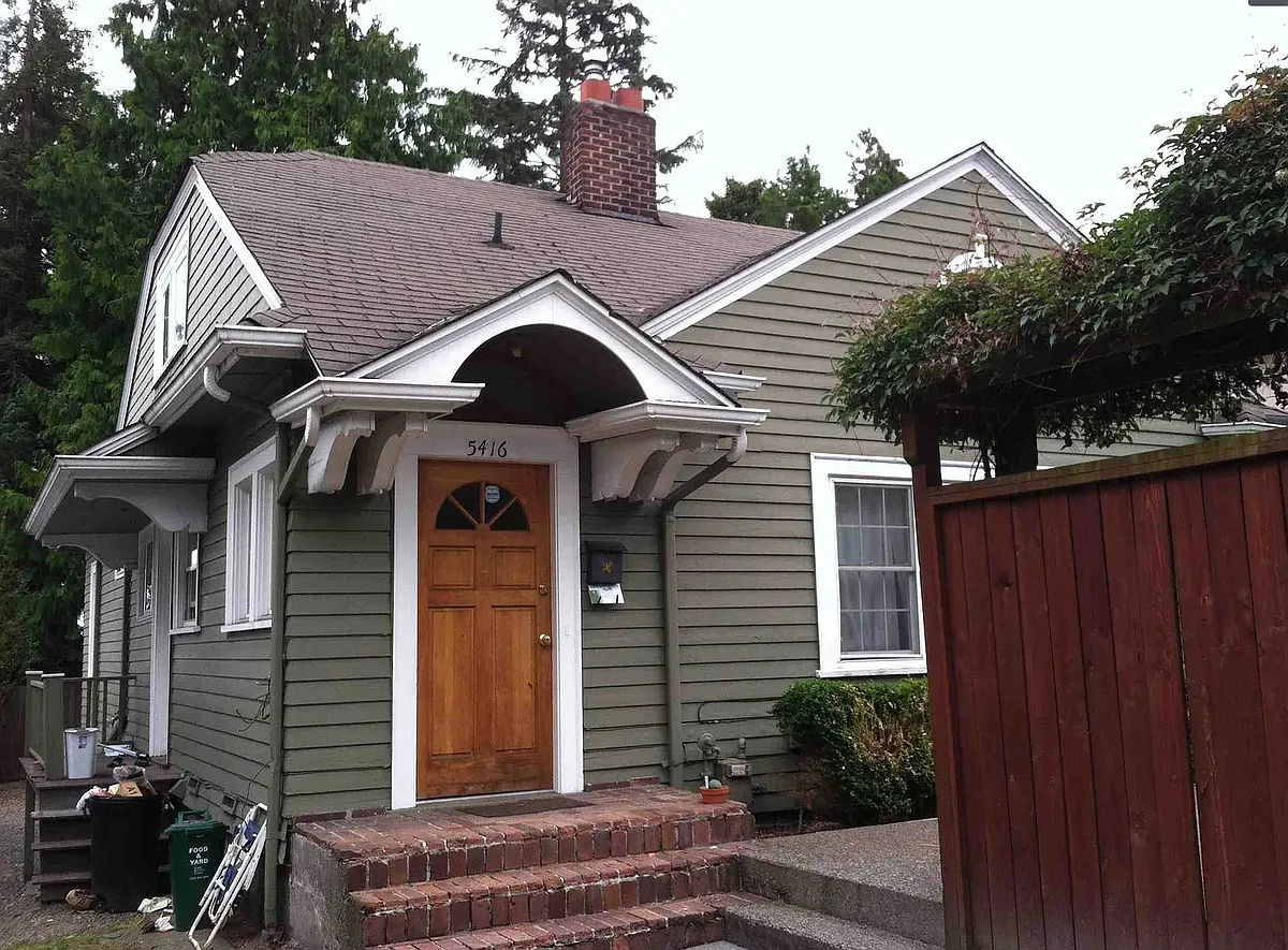 Building Photo - 5416 20th Ave NE