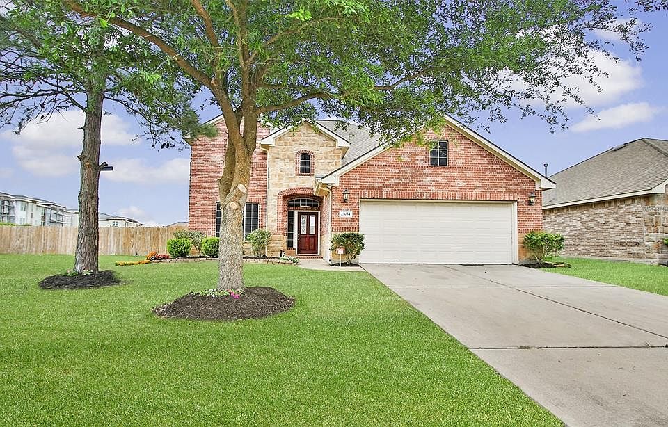 1st image of 25034 Lakecrest Manor Dr