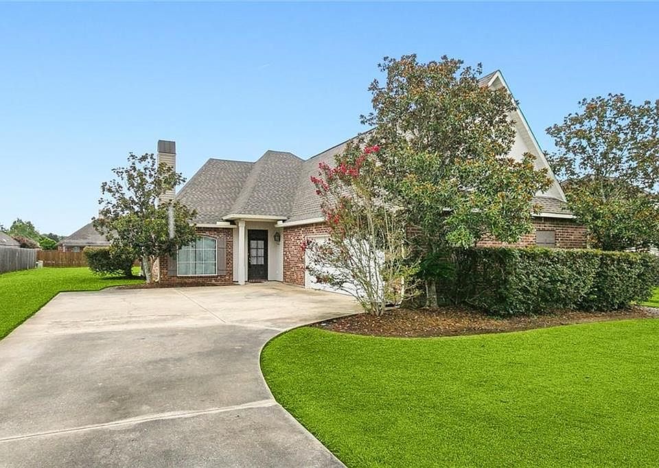 1st image of 36448 Lucas Dr