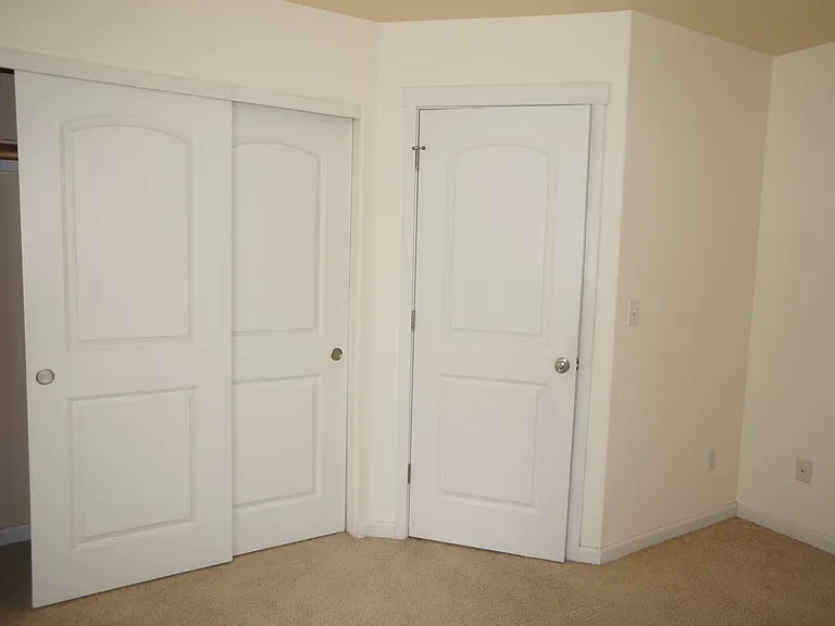 3822 SE Schiller St — Photo 18
