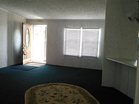Living room 1