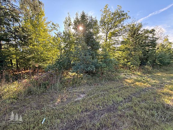 4th image of 5944 Neumann Rd