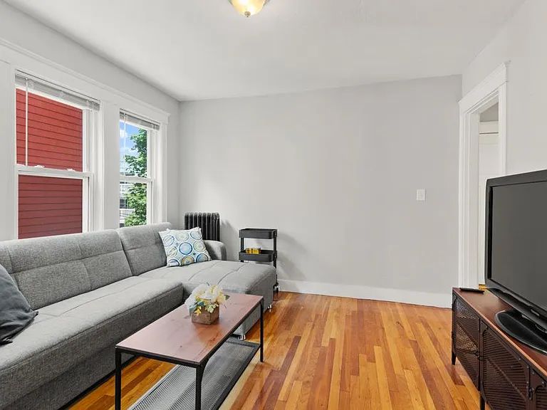 9 Bailey St #2 — Photo 7