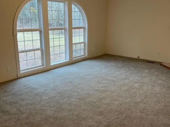 211 Deneaux Road, Orangeburg, SC 29115