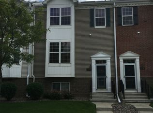 15740 Frisian Ln, Apple Valley, MN 55124