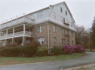 8 Oaklawn Terrace #1 St Floor, Westerly, RI 02891