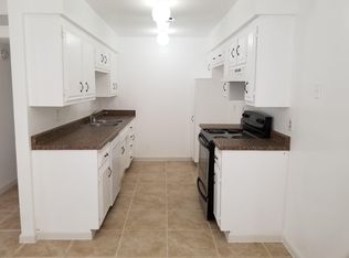 7000 Ming Ave APT C, Bakersfield, CA 93309