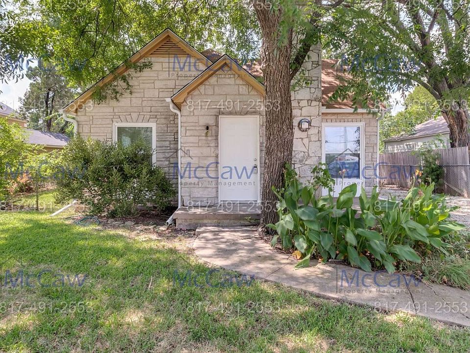 1st image of 316 W Avenue D