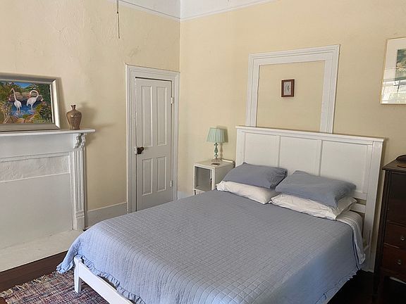 bedroom #1