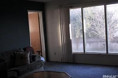 4th image of 848 E C St