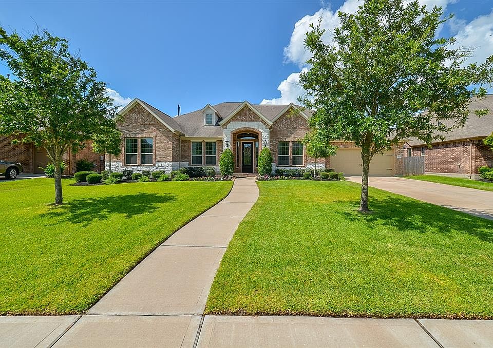 1st image of 26335 Andrew Arbor Ct