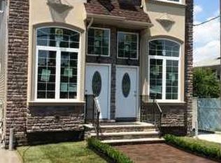 189 Hurlbert St, Staten Island, NY 10305