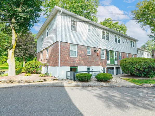 80 Brush Hill Ave APT 26A, West Springfield, MA 01089