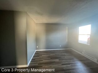 260 N Washington St #1, Warrensburg, IL