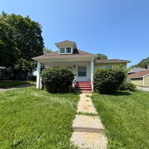 1810 Coleman Ave, Lansing, MI, 48910
