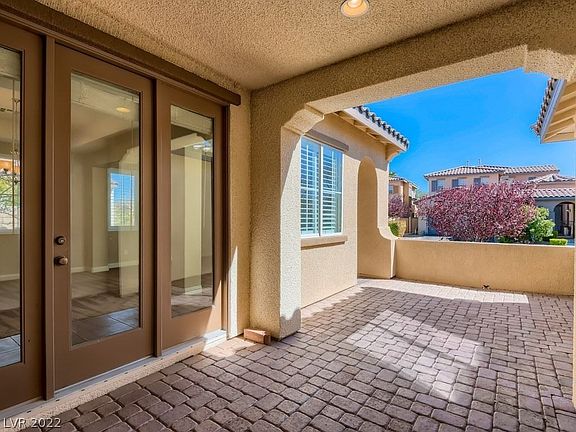 3rd image of 12136 Vista Linda Ave