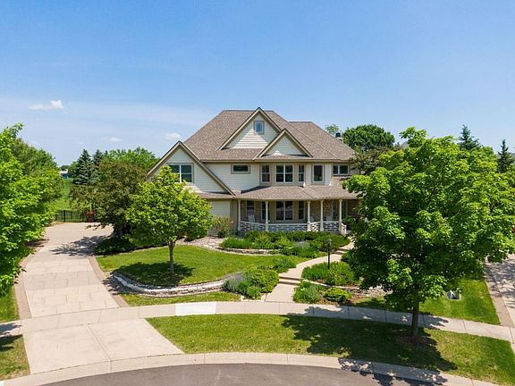4th image of 3360 Crestmoor Dr