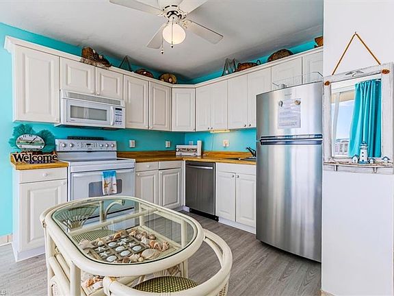 3rd image of 7330 Estero BLVD #1107