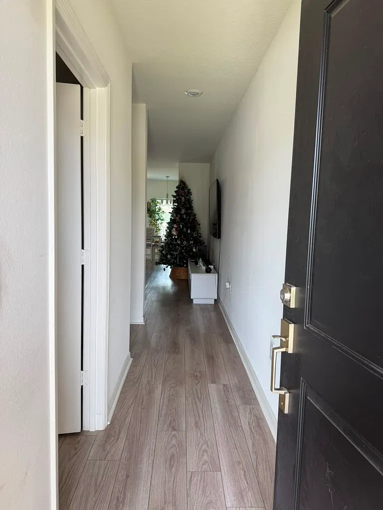 3 bed, 1446 sqft, $1,950 — Photo 2