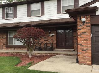 28775 Tavistock Trl, Southfield, MI 48034