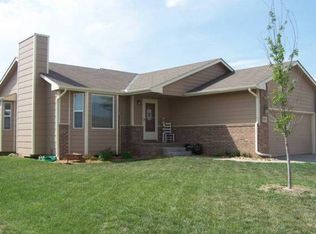 2215 Bristol Ln, Newton, KS 67114