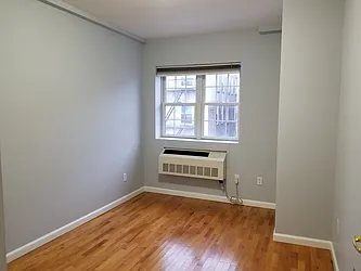 Rented by Metropolis International Realty Inc.