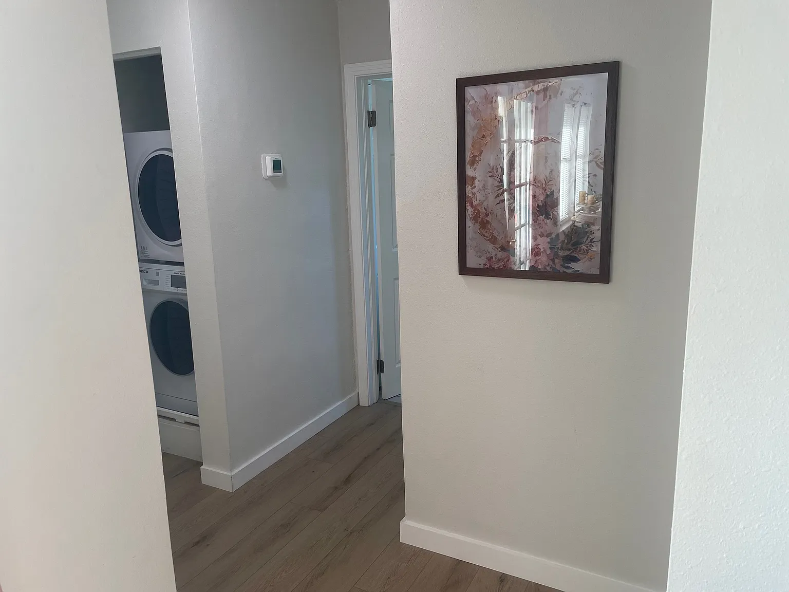 2 bed, 1100 sqft, $2,400 — Photo 4