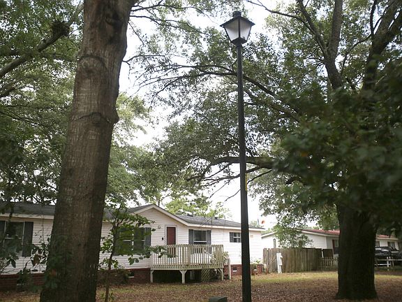 4th image of 206 W Poplar Branch Dr