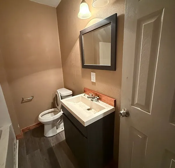 211 Elm St #9 — Photo 8
