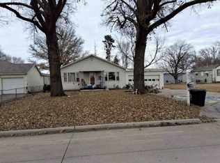 1103 W Summit Ave, Shenandoah, IA 51601
