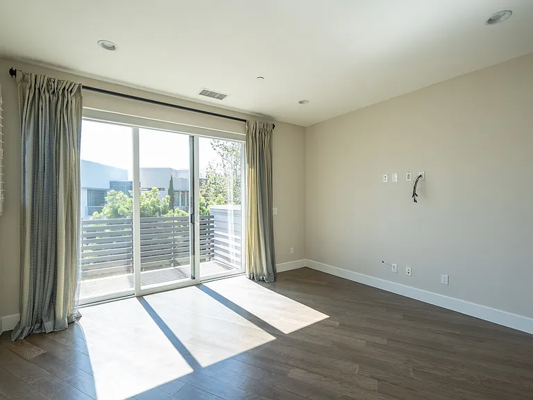 3rd Floor - Master Bedroom