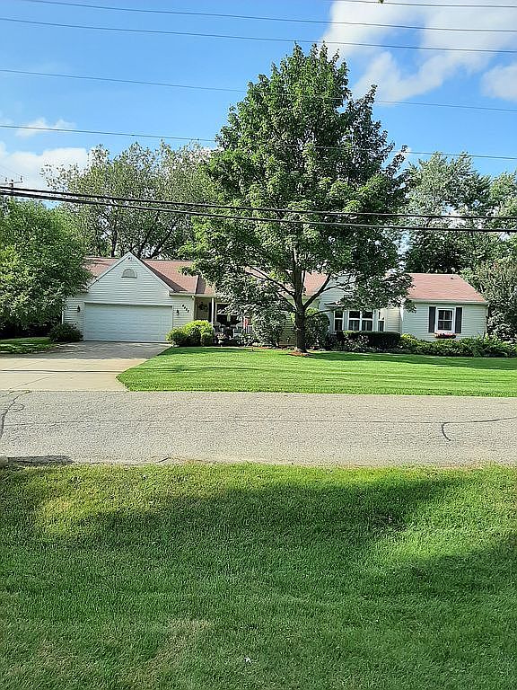 6425 Middle Lake Rd, Clarkston, MI 48346 Zillow