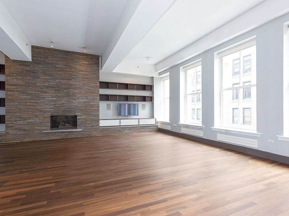1st image of 103 Greene St APT 3A