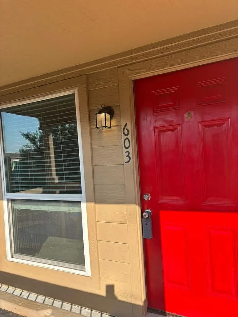 16120 Stuebner Airline Rd — Photo 1