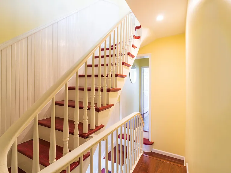633 Washington Ave #1 — Photo 11