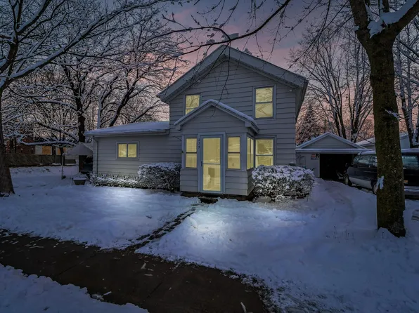 235 W Main St, Pinckney, MI 48169