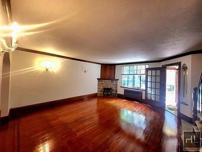 8618 62nd Ave, Flushing, NY, 11374