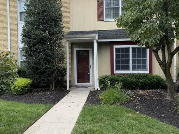 324 Dawson St APT D, Moorestown, NJ 08057