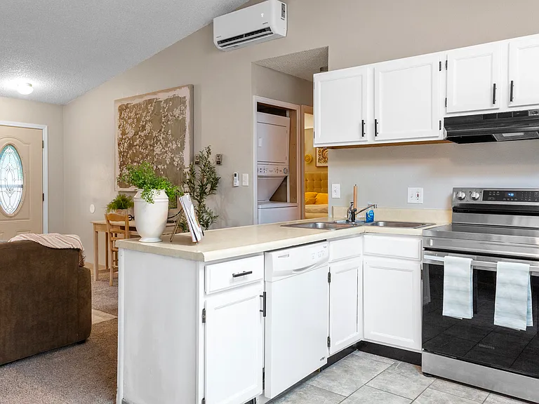 3715 N Hancock Ave — Photo 23