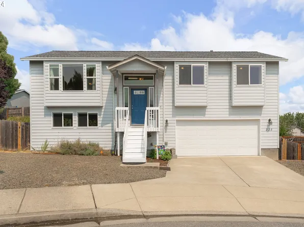 235 SE Lebleu Ln, Winston, OR 97496