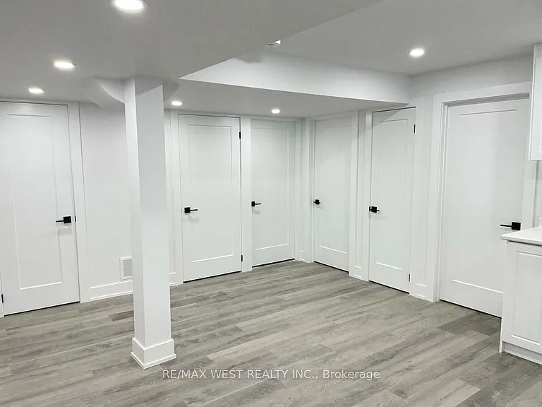 26 Smoothwater St #BASEMENT — Photo 5