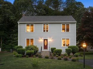 7 Perry Henderson Dr, Framingham, MA 01701