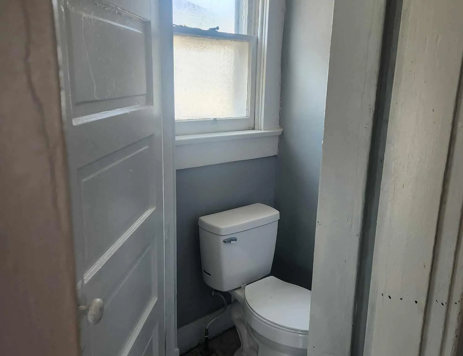 3 bed, 1.5 bath, 1320 sqft, $1,500 — Photo 3