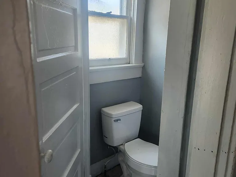 222 Washington St — Photo 3