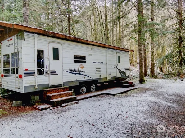 118 5 Big River Boulevard W, Deming, WA 98244