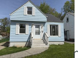 17513 Mapleboro Ave, Maple Heights, OH 44137