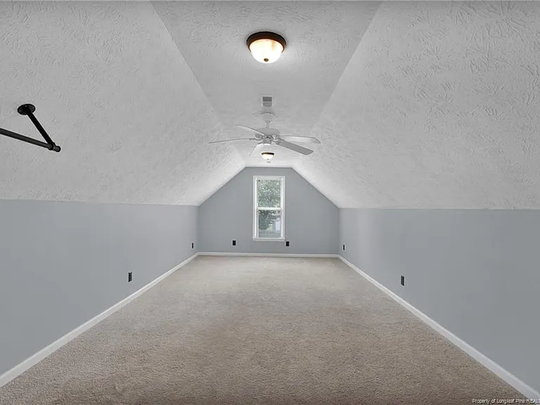 1183 Helmsley Dr — Photo 29