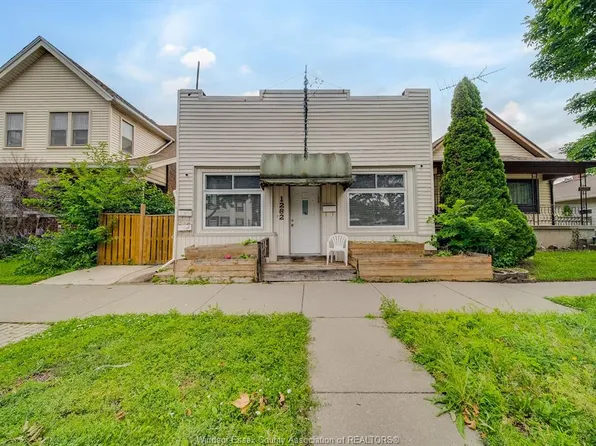 1282 George Ave, Windsor, ON N8Y 2X6
