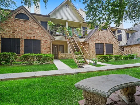 2425 Holly Hall St APT 139, Houston, TX 77054