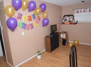 3203 71st St NW, Edmonton, AB T6K1L1